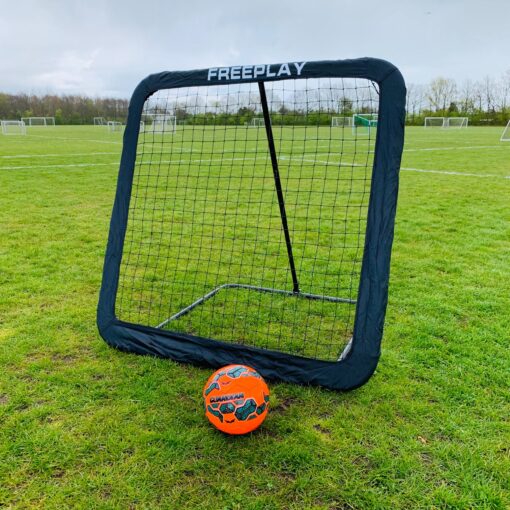 Freeplay Elite Pro Fotboll Rebounder 130 x 130 cm